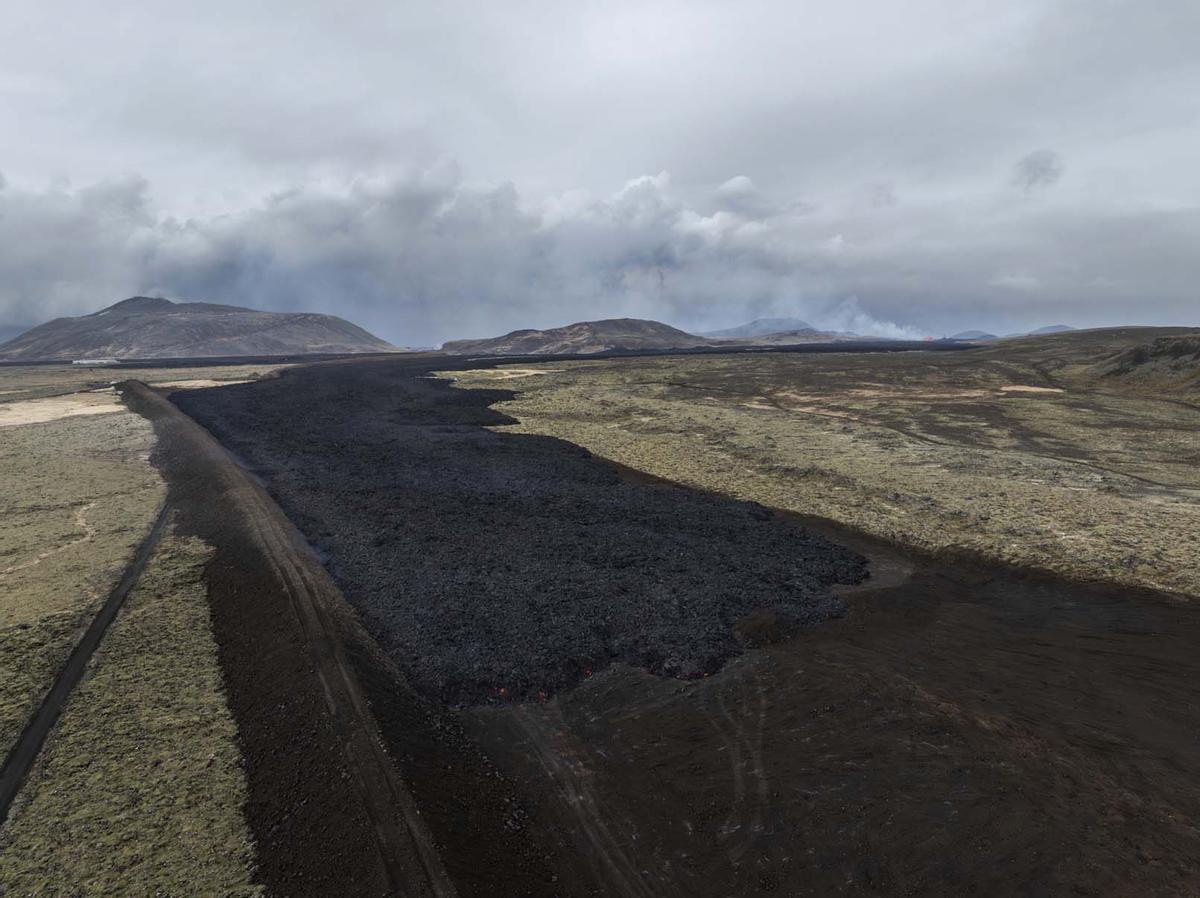 Erupción volcánica cerca de la montaña Fagradalsfjall en la península de Reykjanes al suroeste de Reykjavik