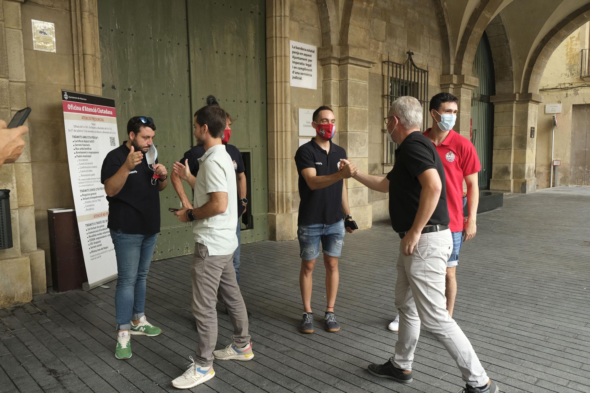 L'Ajuntament rep el Baxi després de guanyar la Lliga Catalana