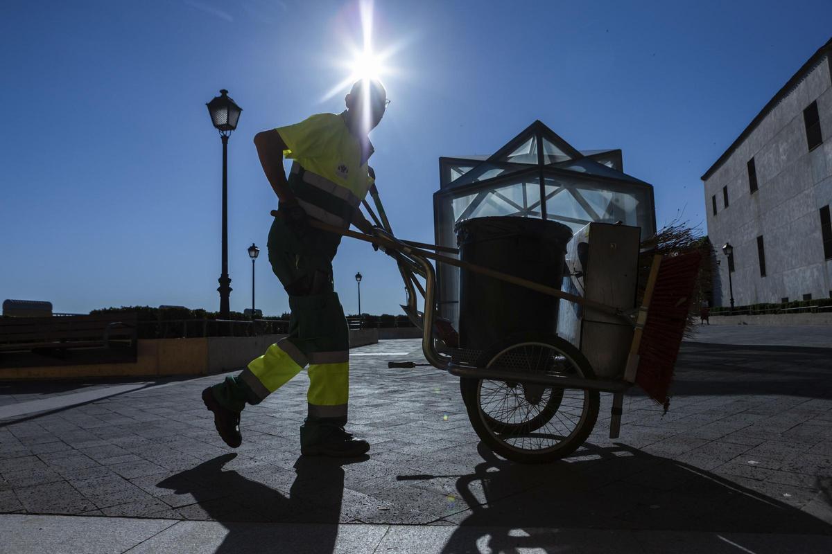Drets laborals i onades de calor: els sindicats alerten d’incompliments i desatenció a la inspecció de treball