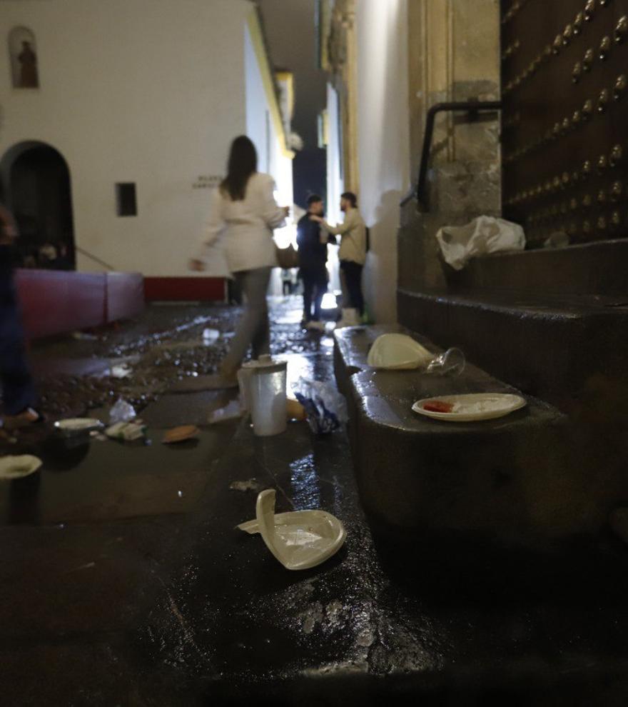 Las Cruces de Mayo de Córdoba suman otras 51 denuncias por botellón pese a la noche lluviosa