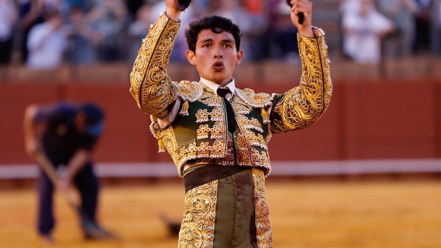 El novillero mexicano cortó dos orejas el pasado 22 de mayo en el coso del Baratillo. Foto: Arjona-Pagés