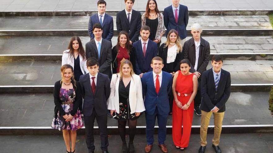 Graduación de los estudiantes de Bachillerato del Liceo La Corolla