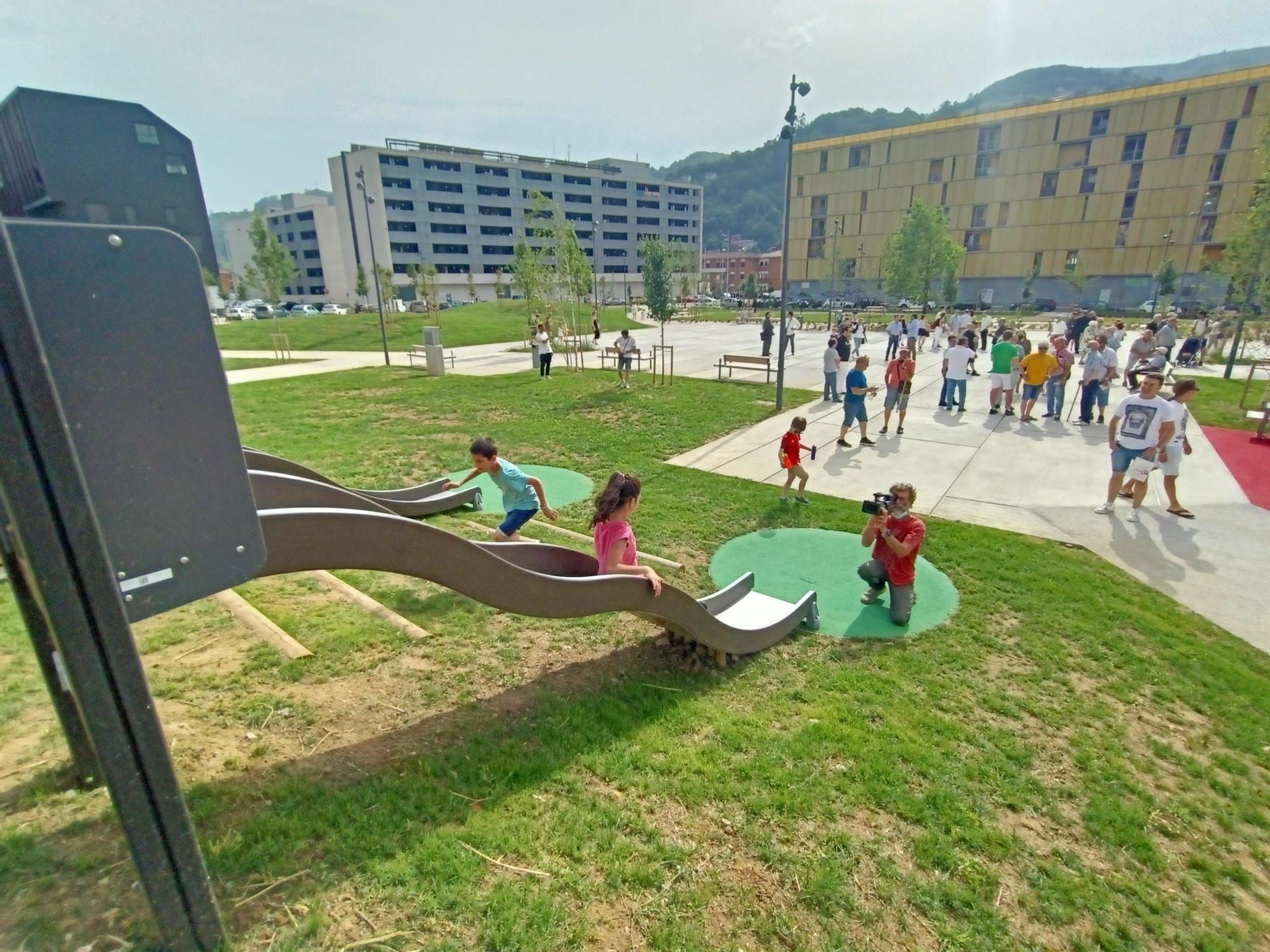 Inauguración del parque de la Mayacina, en Mieres