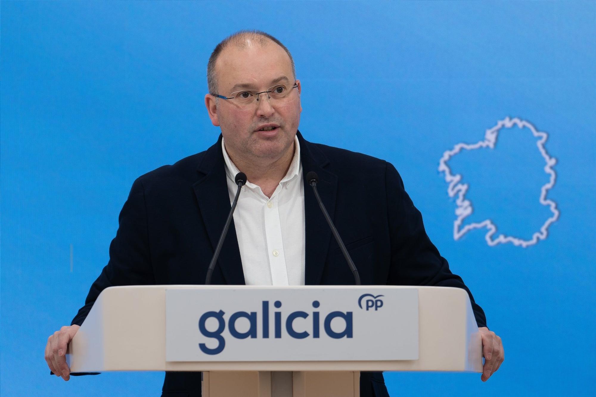 El hasta ahora secretario general del PPdeG, Miguel Tellado, en rueda de prensa.