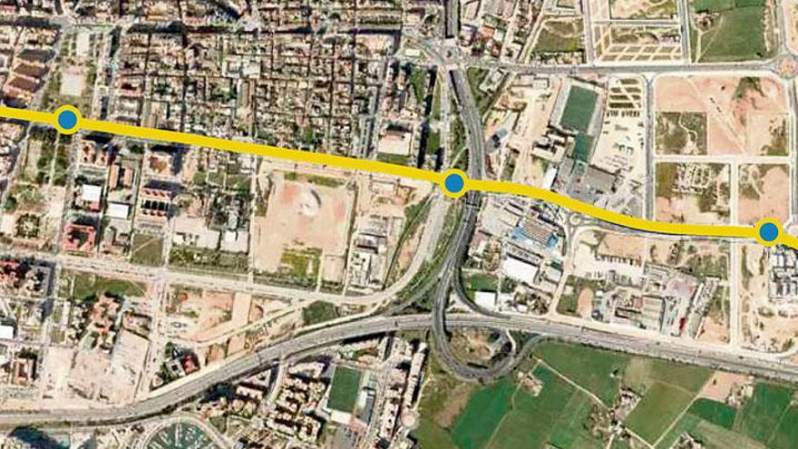 Gebohrt wird eine Tunnelröhre für eine neue Kanalleitung, die vom Innenstadtring (Avenidas) bis hinaus zur Kläranlage neben der Flughafen-Autobahn auf Höhe von Coll d&#039;en Rabassa reichen soll.