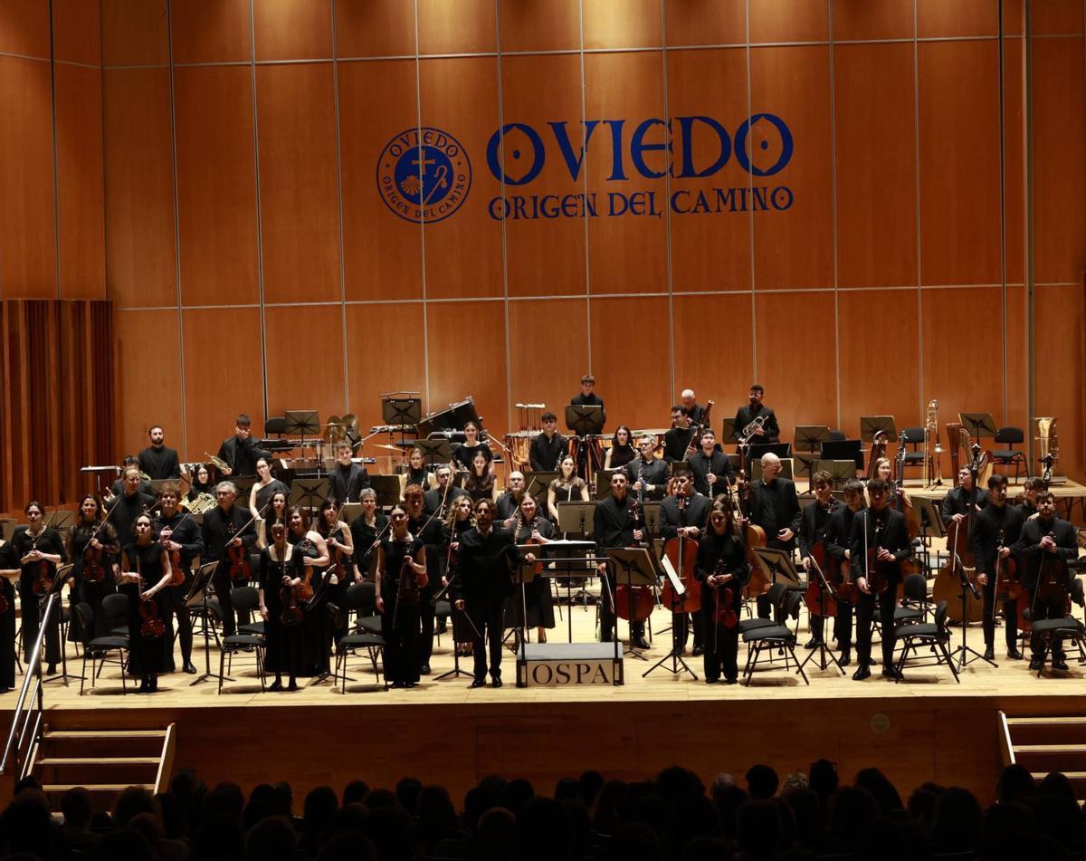 La OSPA, ayer, en Oviedo. | MIKI LÓPEZ