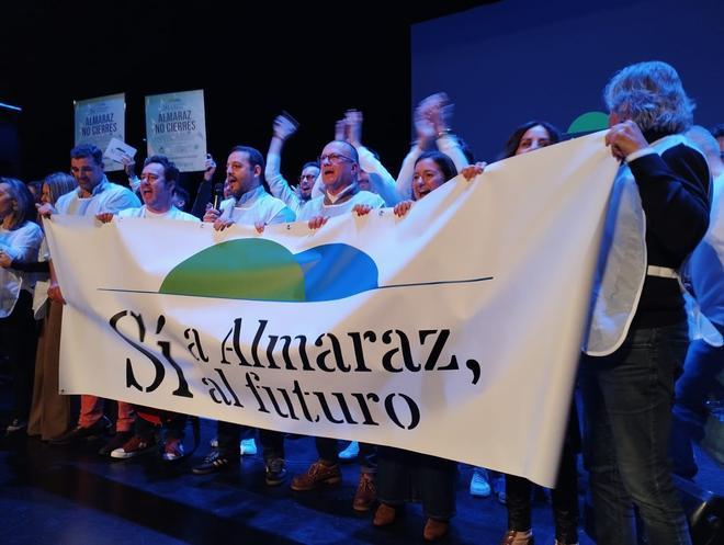 Fotogalería | Un himno pop contra el cierre de Almaraz