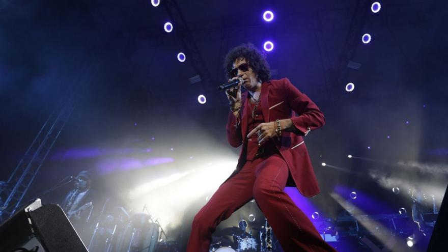 Enrique Bunbury will visit the Canary Islands before retiring from the stage