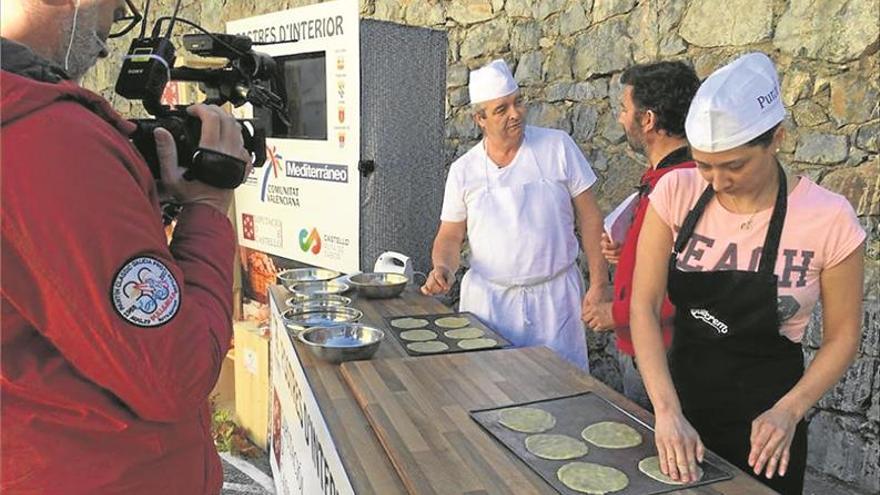 ‘Ensucrats’ promociona hoy en TVCS los postres de Llucena