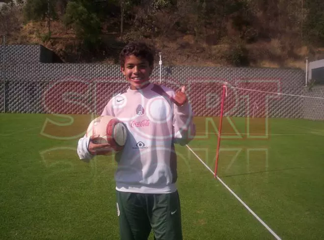 Dos Santos, trabajando en silecio para llegar al Camp Nou