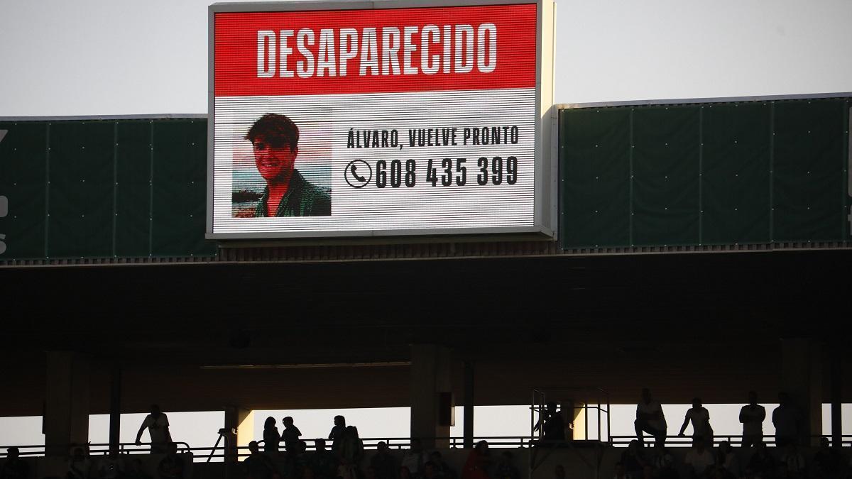 El videomarcador del estadio El Arcángel durante el partido de este sábado, en el que Álvaro Prieto, juvenil del Córdoba CF, estuvo en el pensamiento de todos.