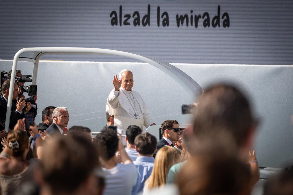 La misa del papa León XIV en el estadio de Gran Canaria