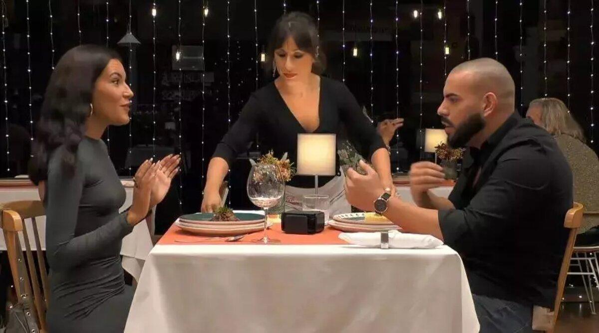 La cena entre Óscar y Elena en 'First Dates'