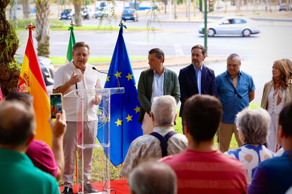 Inauguración de la Glorieta Juan García Díaz 'Juanín'