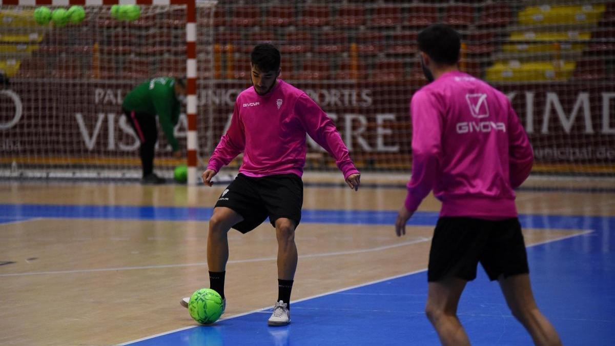 Un Córdoba Futsal reforzado continúa la preparación del derbi ante el Betis FS