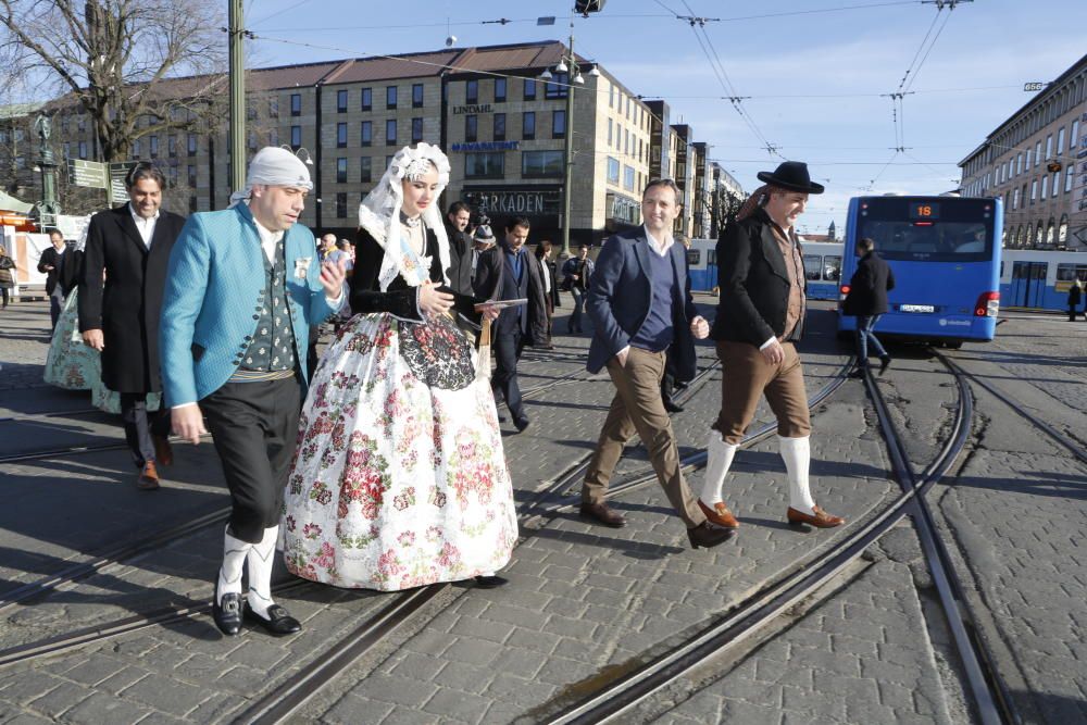 Últimos actos de la jornada promocional de las Hogueras en Göteborg