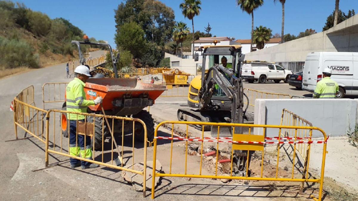 Parte de las obras realizadas por Endesa en la zona de Los Asperones y el Cementerio de San Gabriel en Málaga.