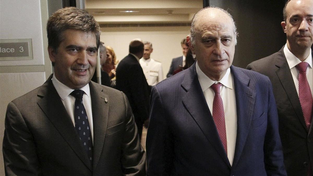 Ignacio Cosidó y Jorge Fernández Díaz, en una imagen de archivo.