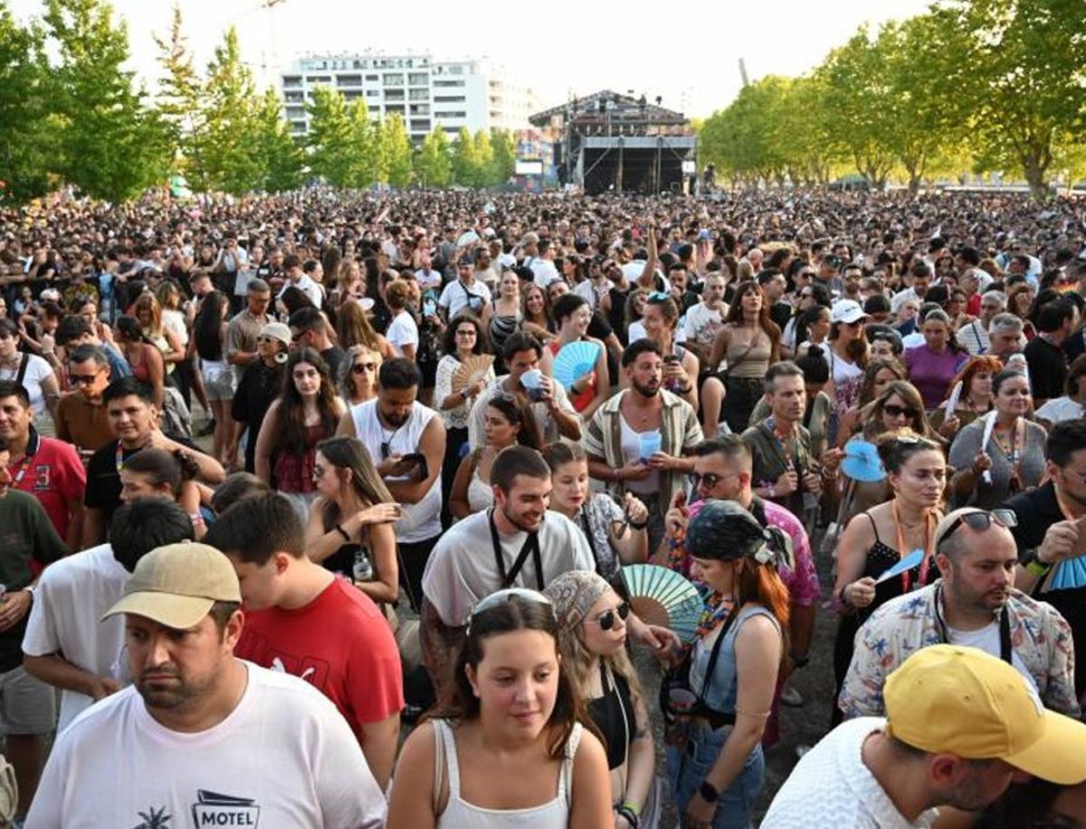 Público en la jornada de despedida del Bigsound. | RAFA VÁZQUEZ