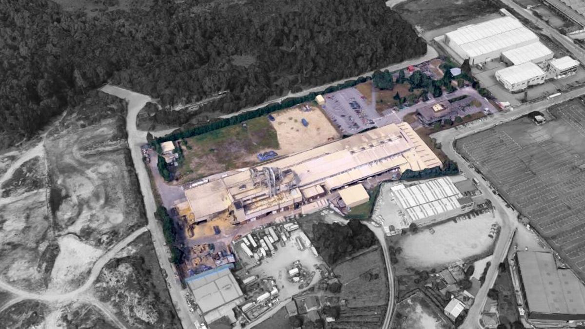 Perímetro de las antiguas instalaciones de Faurecia que acaban de salir a subasta.