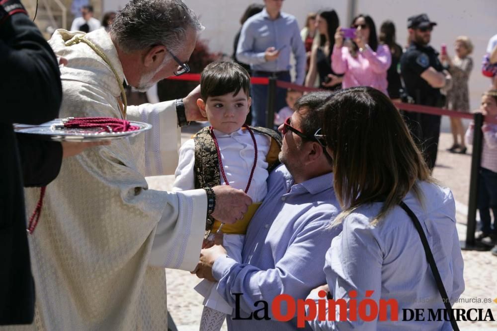 Ofrenda de flores en Caravaca: imposición de cruce