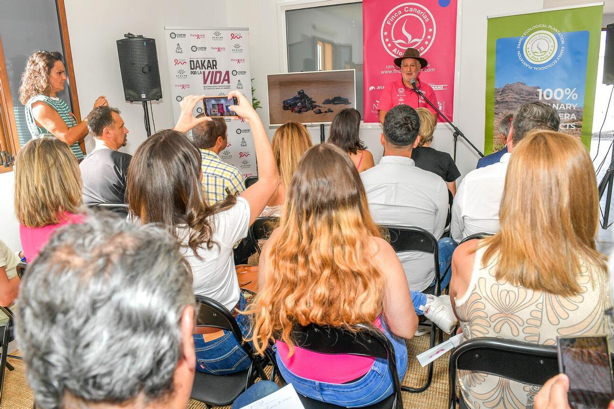 Presentación del 'Elefante Rosa' del 'Dakar por la Vida' Presentación del 'Elefante Rosa' del 'Dakar por la Vida'
