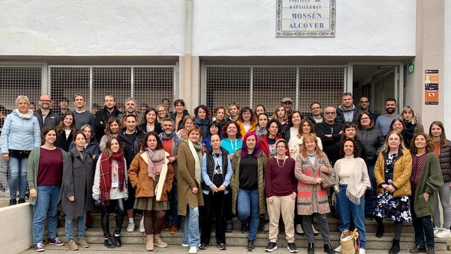 Los docentes del Mossèn Alcover se solidarizan con la profesora de La Salle