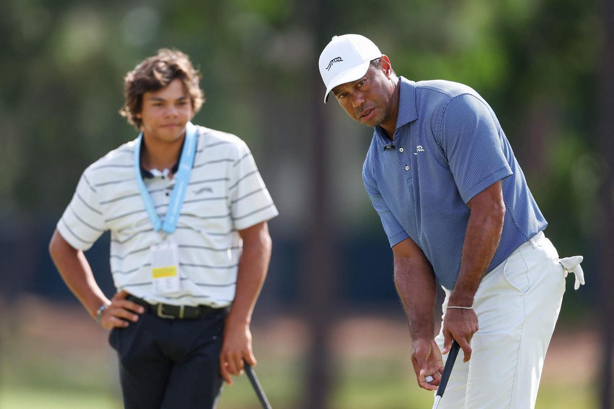 Tiger Woods, con su hijo Charlie en el US Open.