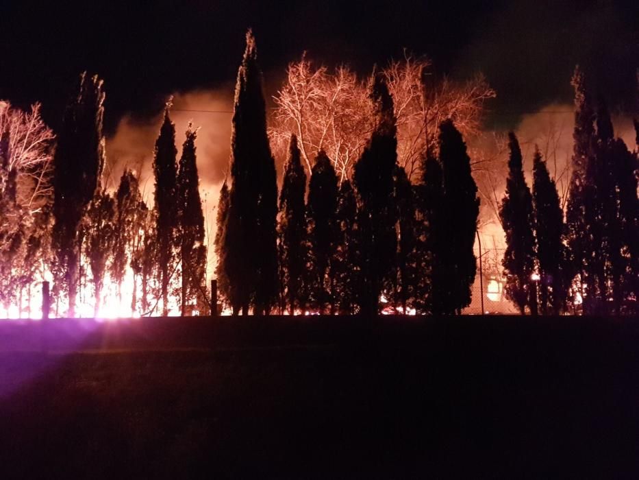 Incendi en un càmping de l''Estartit