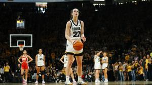 Caitlin Clark, máxima anotadora histórica del baloncesto femenino y masculino de la NCAA