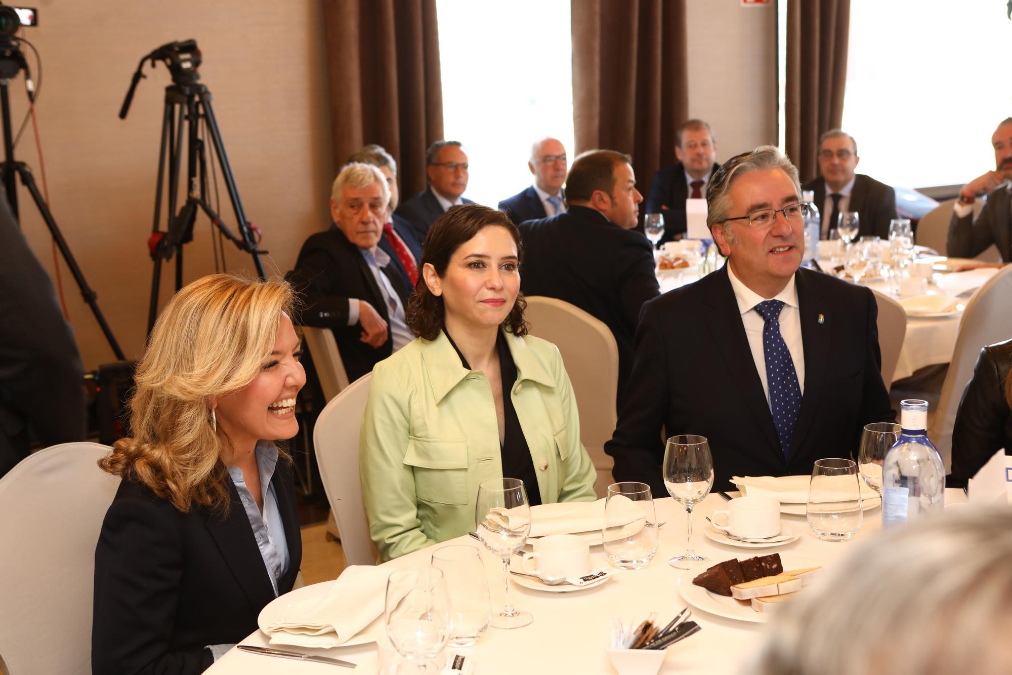 La visita de Isabel Díaz Ayuso a Gijón, en imágenes