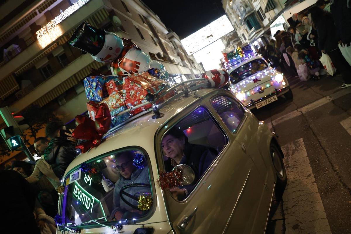 La Cabalgata de Reyes de La Viñuela, en imágenes