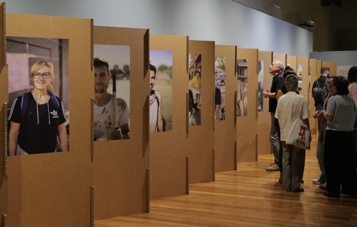 Galería fotográfica con los rostros de una selección de voluntarios.