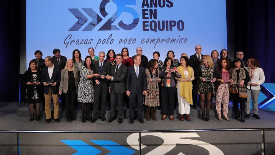 Imagen de los premiados durante el 25 aniversario del Igape. // FdV