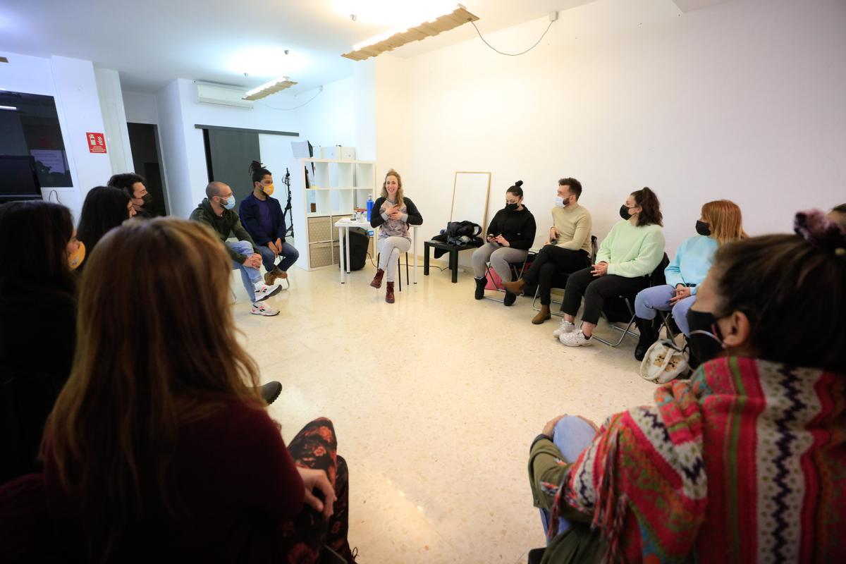 Marta Aledo impartió este fin de semana un curso intensivo de interpretación en la Escuela de Cine de Ibiza.