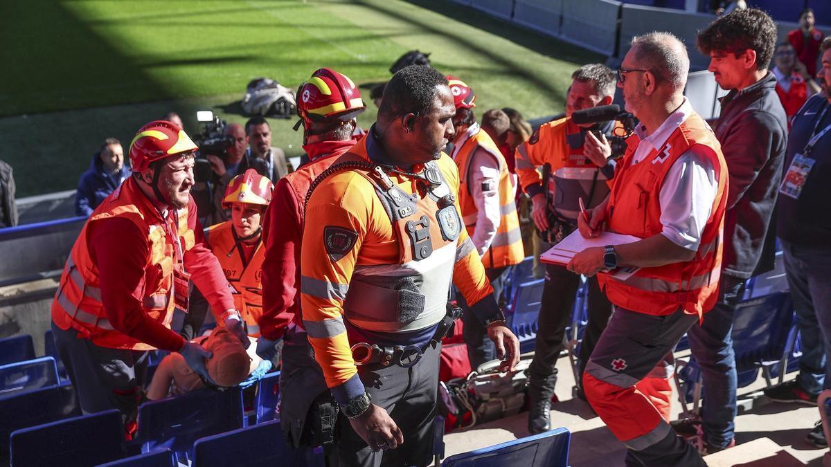 Así se atienden los infartos en los estadios de LaLiga: “Ahora todo se graba con el móvil, pero hay que dejar trabajar”