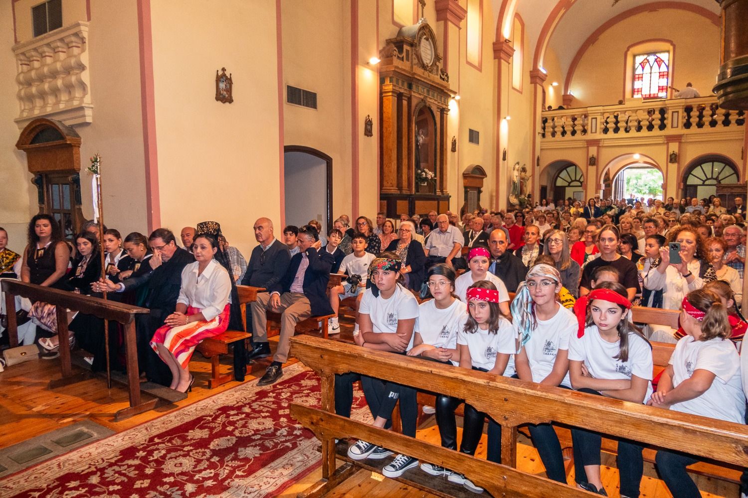 Tábara festeja la Virgen del Camrne más femenina