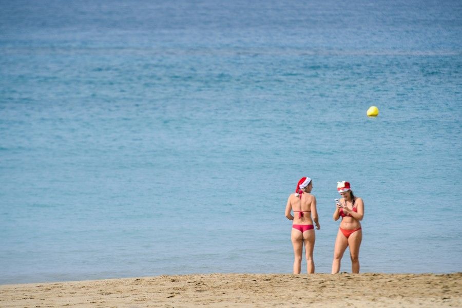 La Playa de Las Canteras por el Dia de Navidad