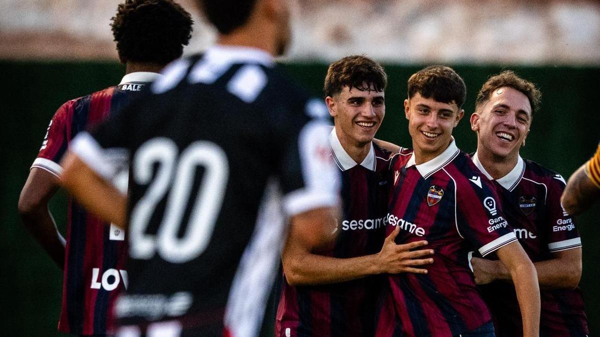 El Levante cierra la pretemporada con victoria
