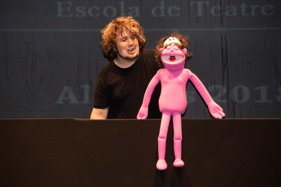 Fin de curso de l'Escola de Teatre Joan Alabau.