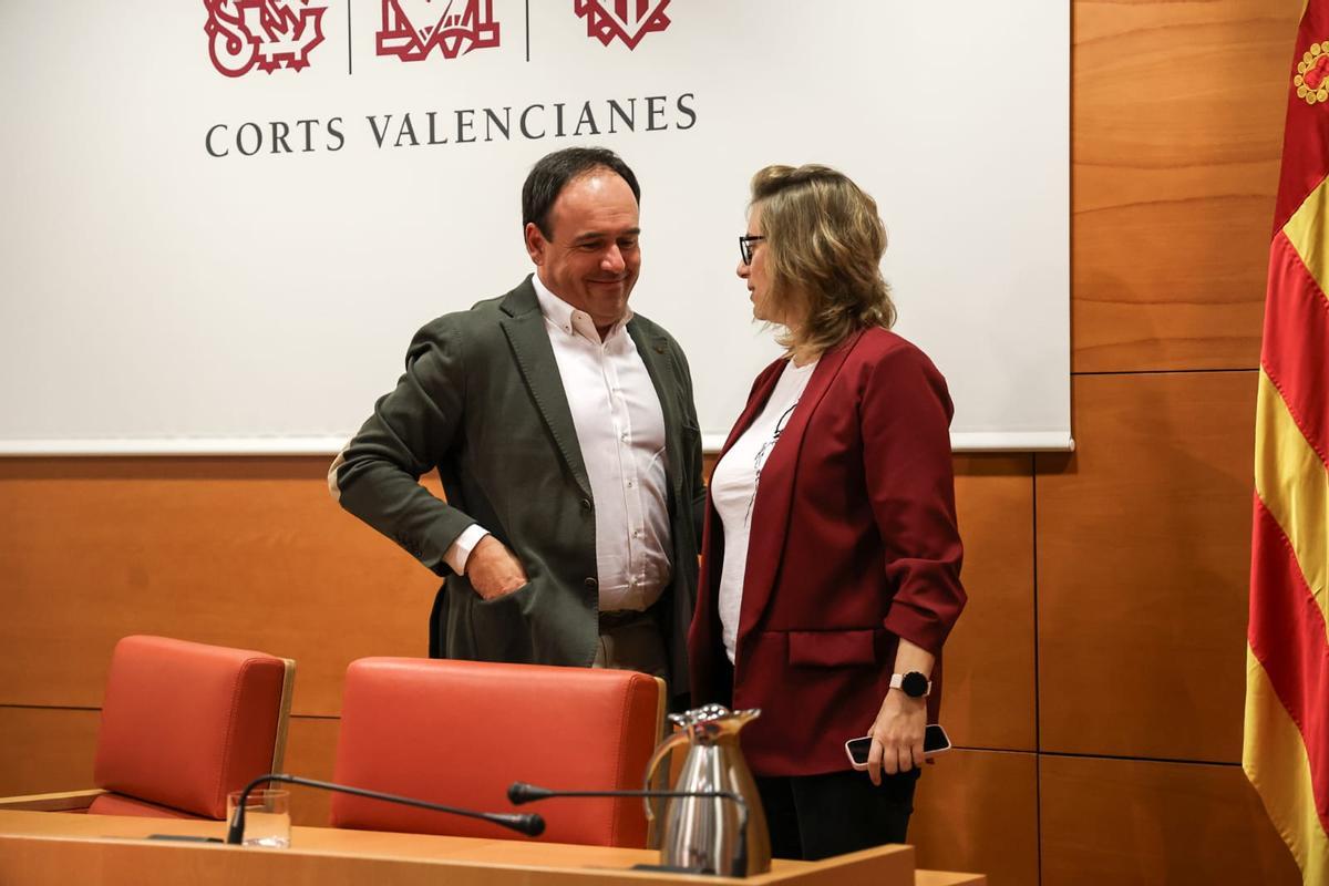 El síndic del PPCV, Juanfran Pérez Llorca, tras intervenir en la rueda de prensa posterior a la junta de síndics, este lunes.