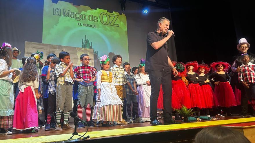 La comunidad educativa del CEIP Eduardo Rivero Ramos brilla con “El Mago de Oz”