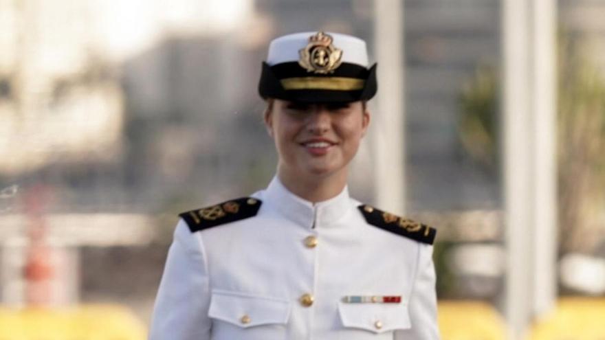 La princesa Leonor llega a Ceuta a bordo de la fragata Blas de Lezo