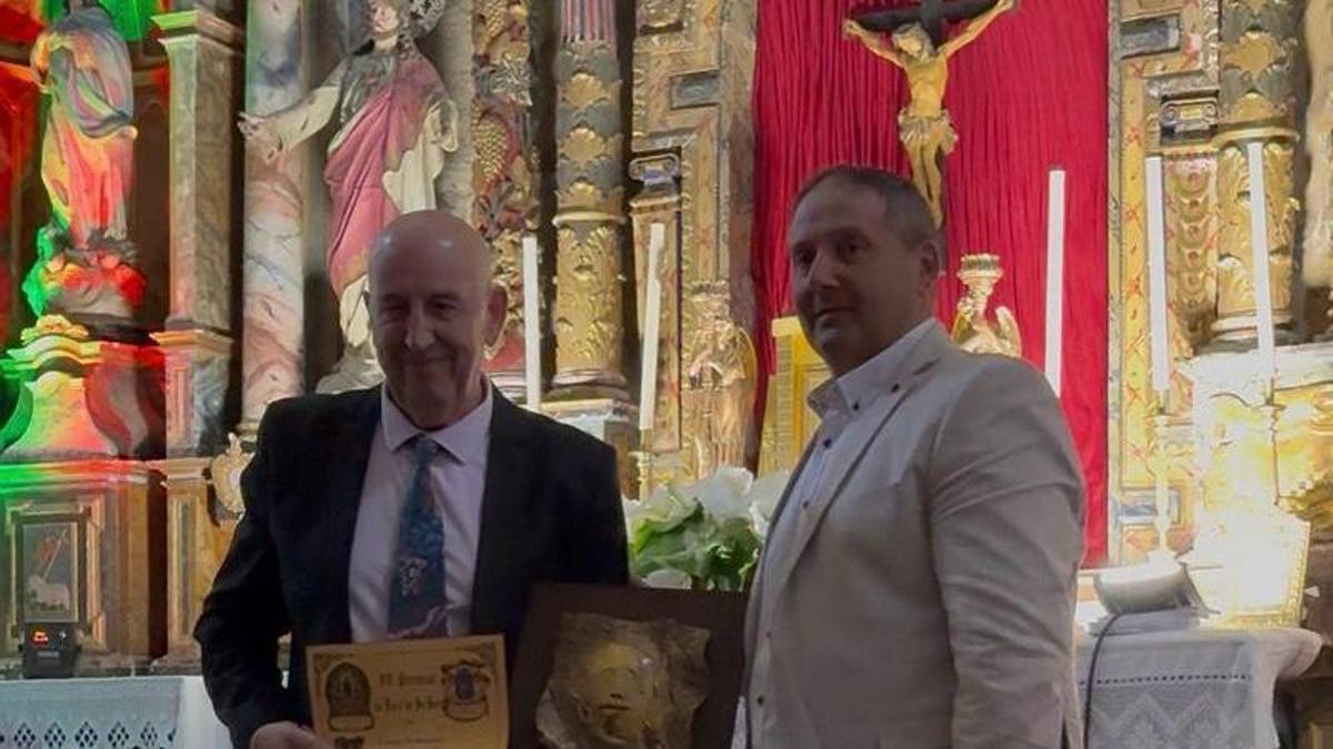 Carlos Henrique Fernández Coto no acto de entrega dos premios Foro do Bo Burgo