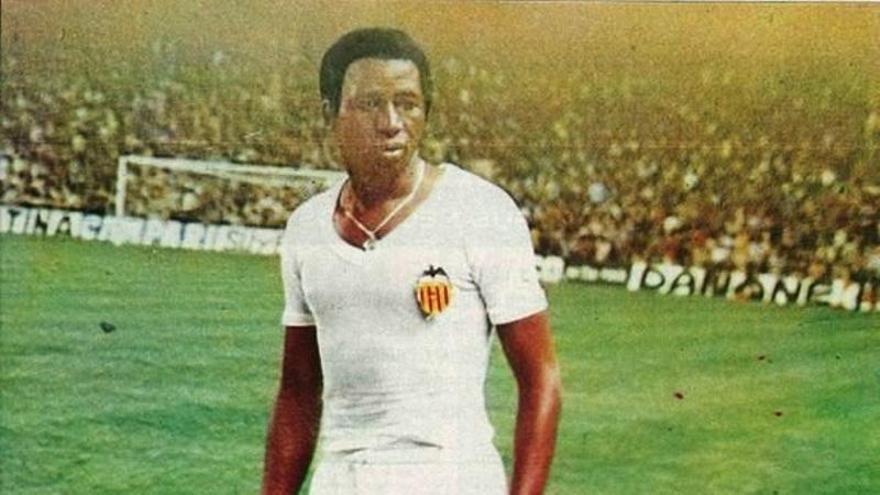 Muere Salif Keita, primer africano de la historia del club