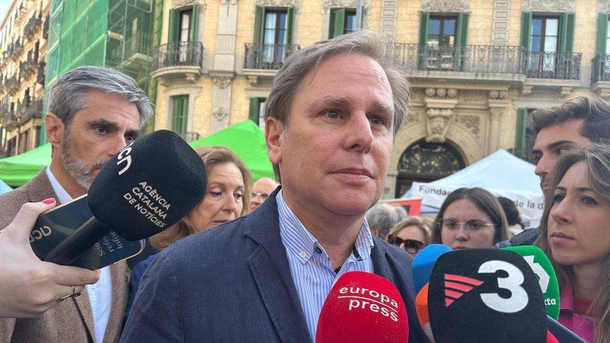 Joan Garriga (Vox) defiende la “prioridad nacional” y asegura que “es español quien nace de padre y madre española”