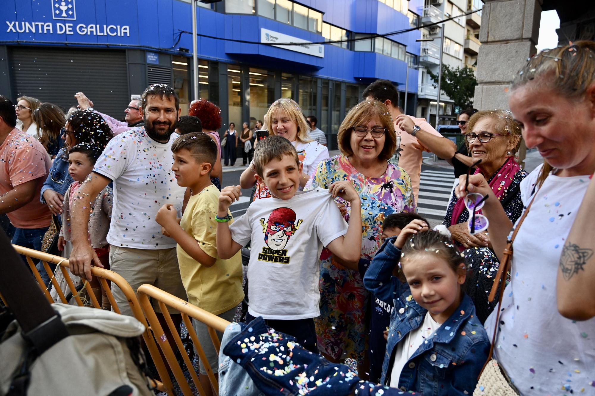 La Batalla de Flores vuelve a teñir de color las calles de Pontevedra