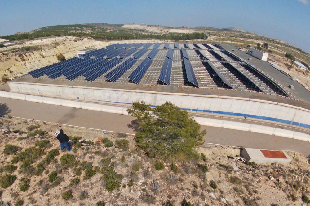 El nuevo depósito del Taibilla para abastecer a la provincia se ubicará junto a este que ya funciona en Jacarilla