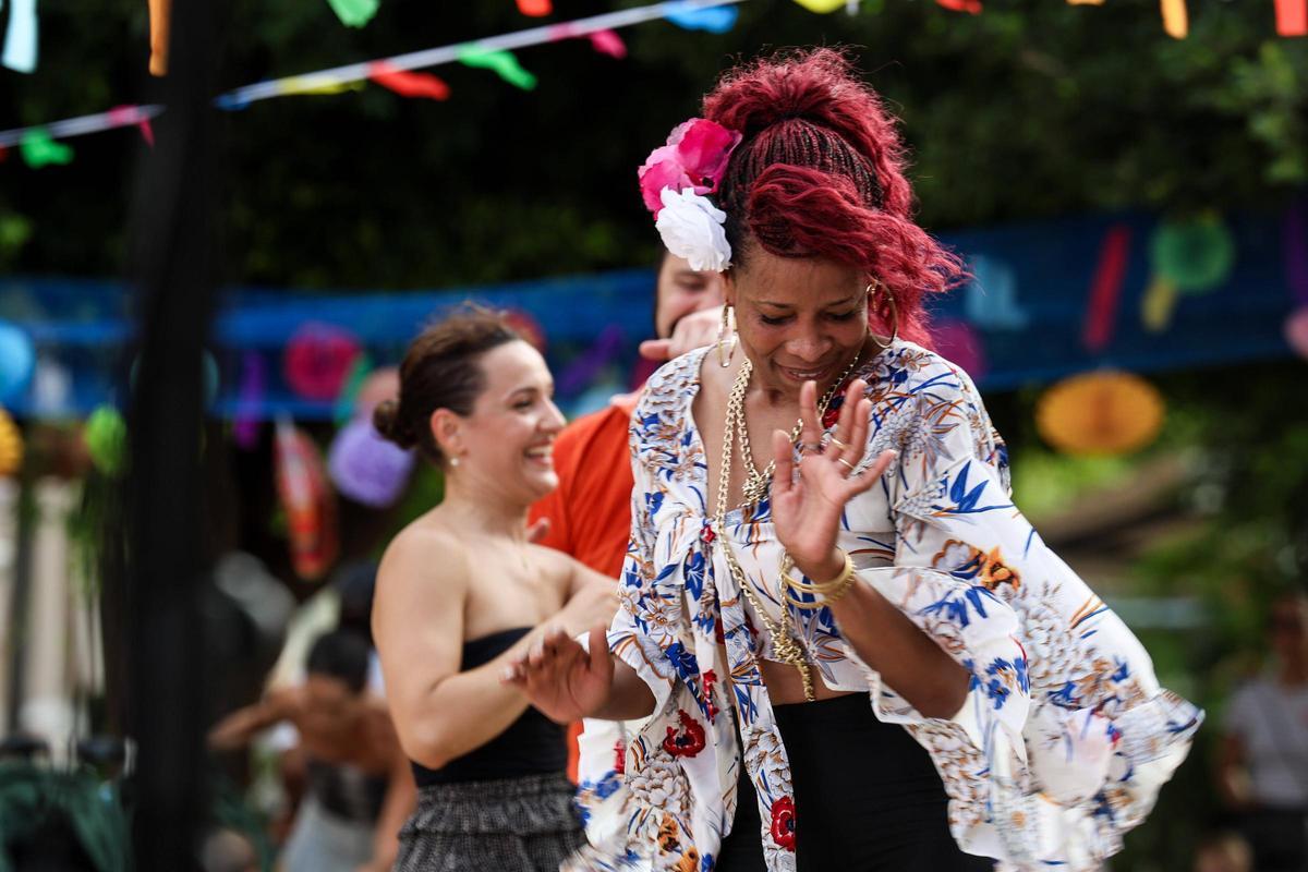 Todas las imágenes de 'Sazón, amb Ritme de Barri', fiesta de música latina en ibiza