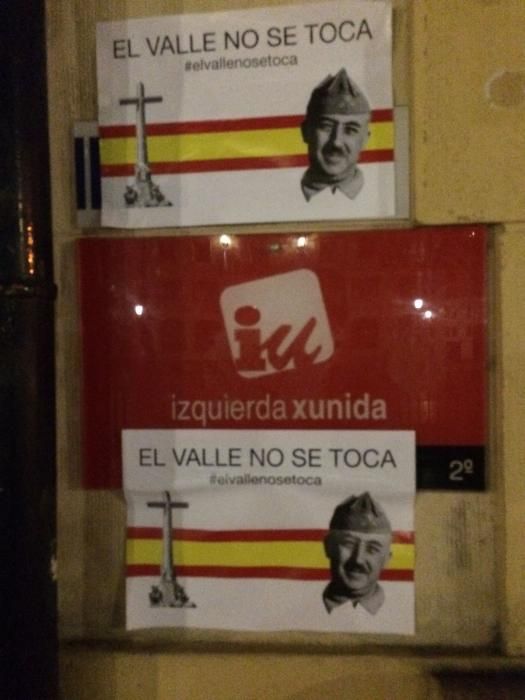 Pegatinas franquistas en Oviedo